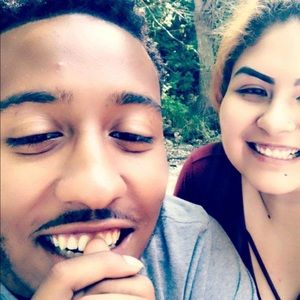 Meet your Posher, Amaris